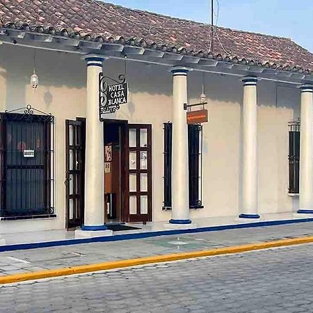 Hotel Casa Blanca トラコタルパン エクステリア 写真