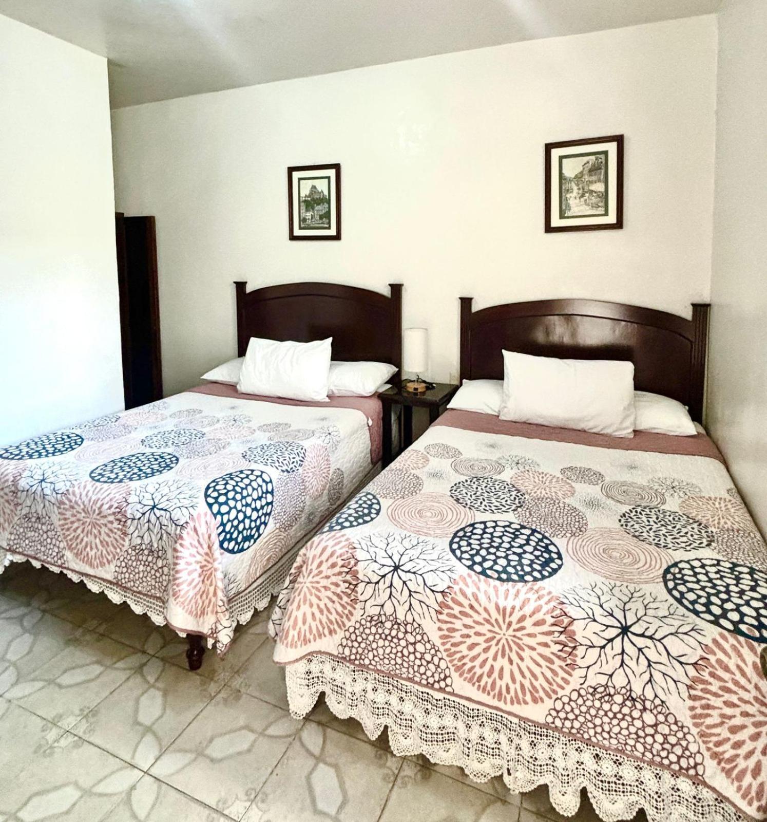 Hotel Casa Blanca トラコタルパン エクステリア 写真