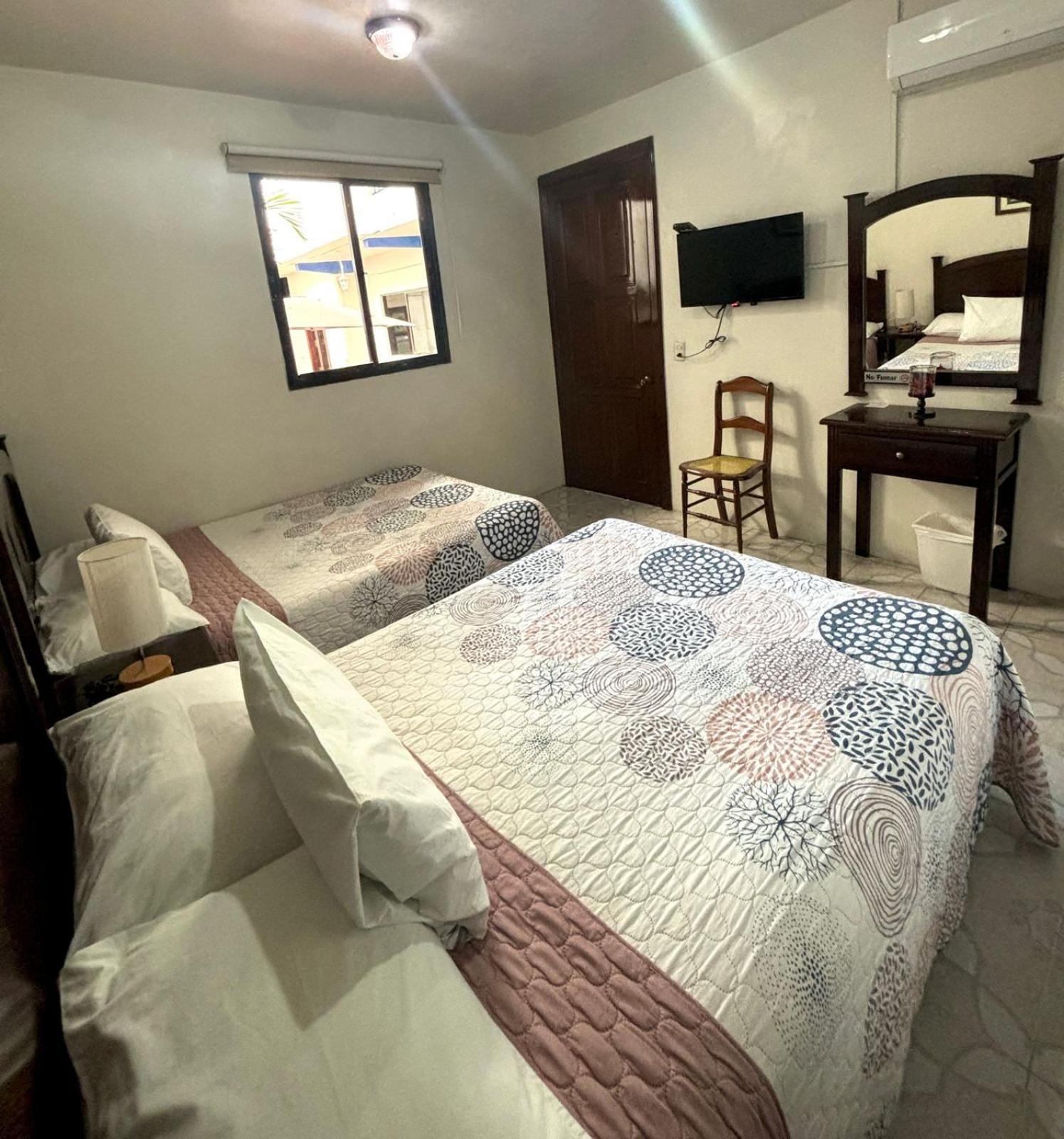 Hotel Casa Blanca トラコタルパン エクステリア 写真
