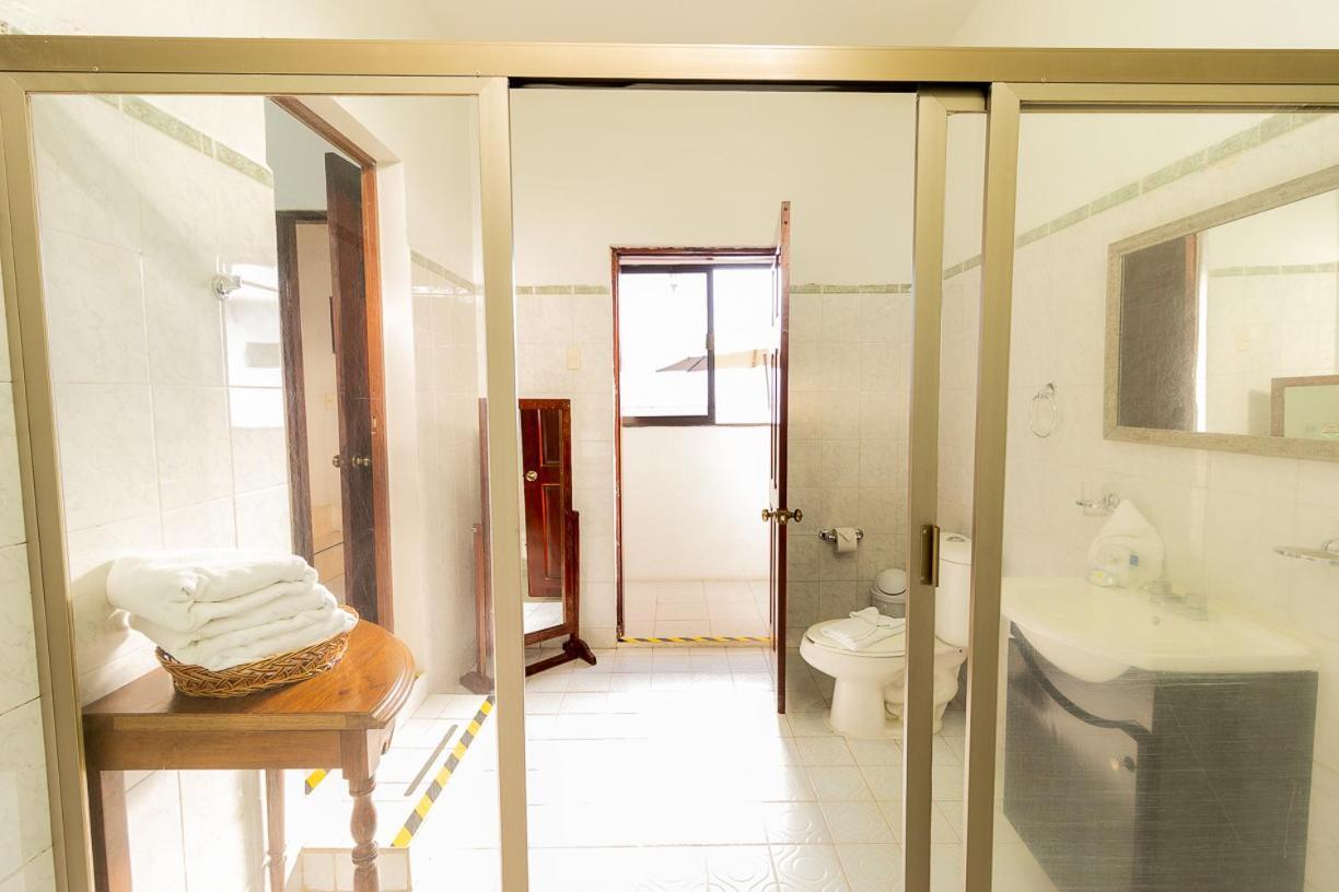 Hotel Casa Blanca トラコタルパン エクステリア 写真