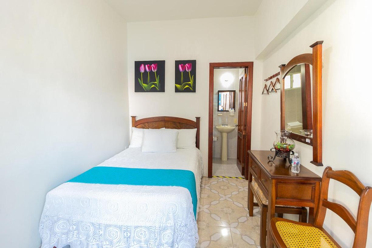 Hotel Casa Blanca トラコタルパン エクステリア 写真